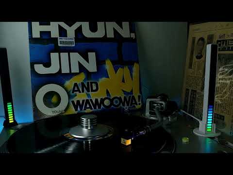 현진영과 와와 - 현진영과 와와 1집 앨범 커버 (1990)