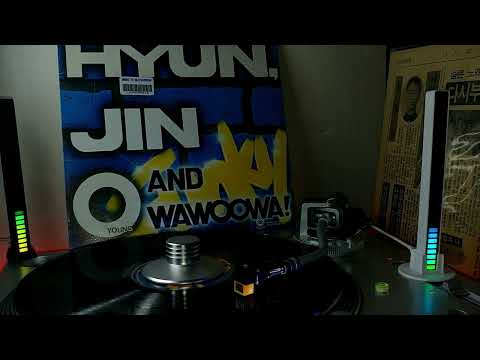현진영과 와와 - 현진영과 와와 1집 앨범 커버 (1990)